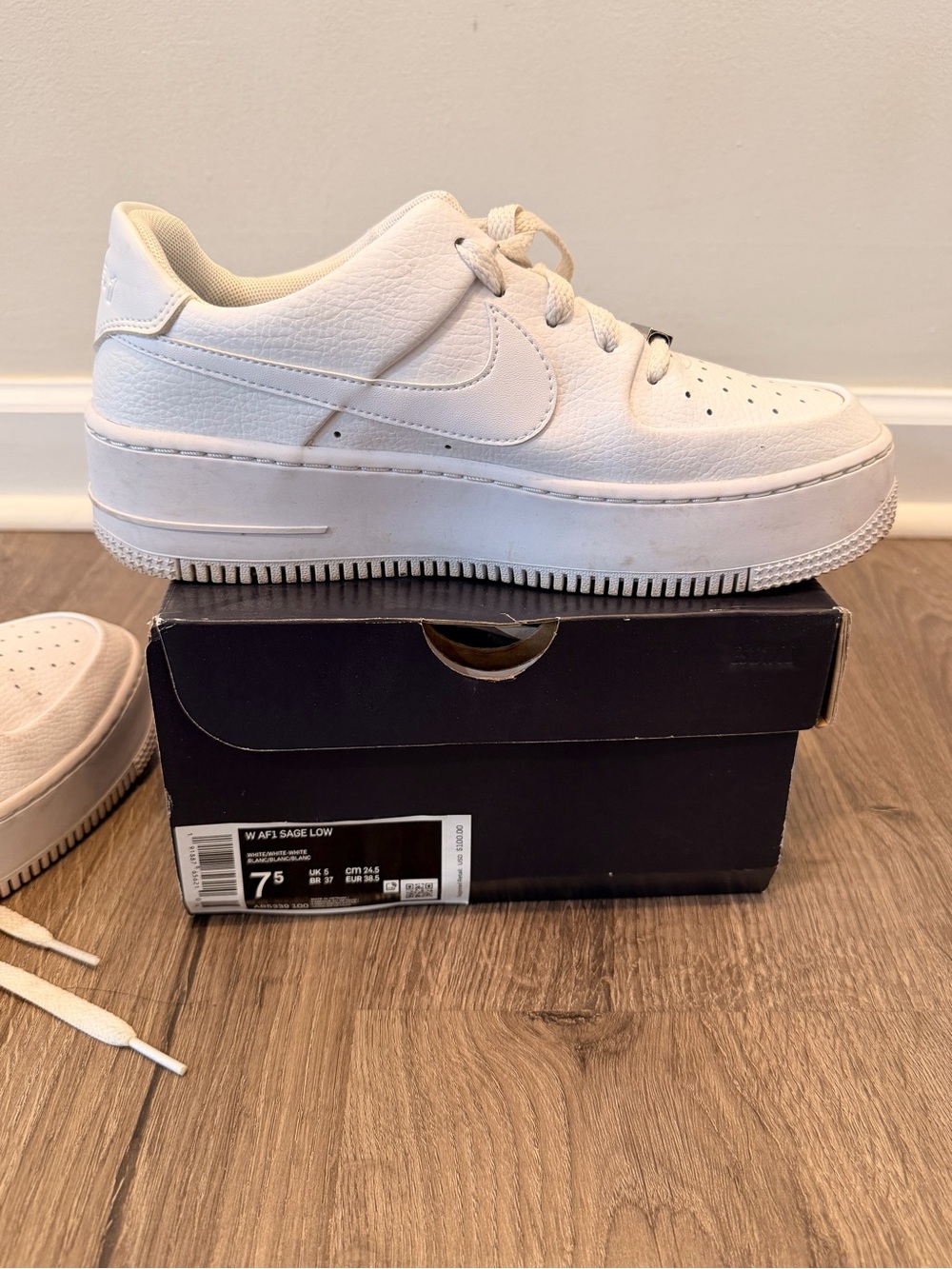 Nike Air Force 1 Sage Low Women's Shoe - Picture 2 of 10